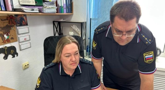 В Елизове предприниматель оставил деньги должницы у себя