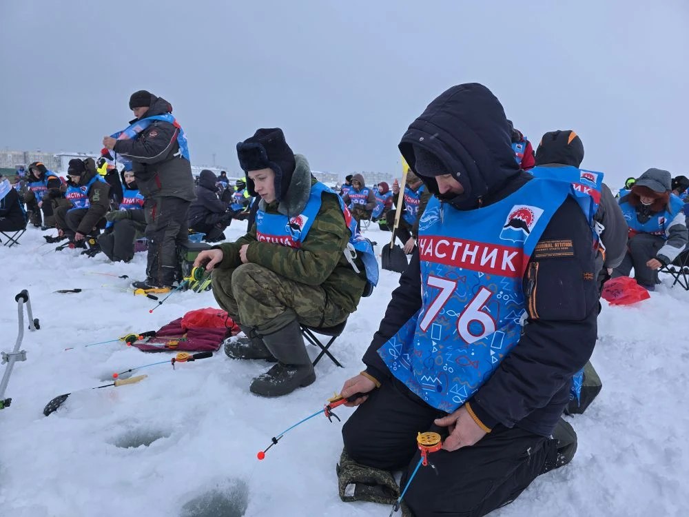 Елизовчанин выиграл снегоход за зубаря длиной почти 30 сантиметров Елизовчанин выиграл снегоход за зубаря длиной почти 30 сантиметров