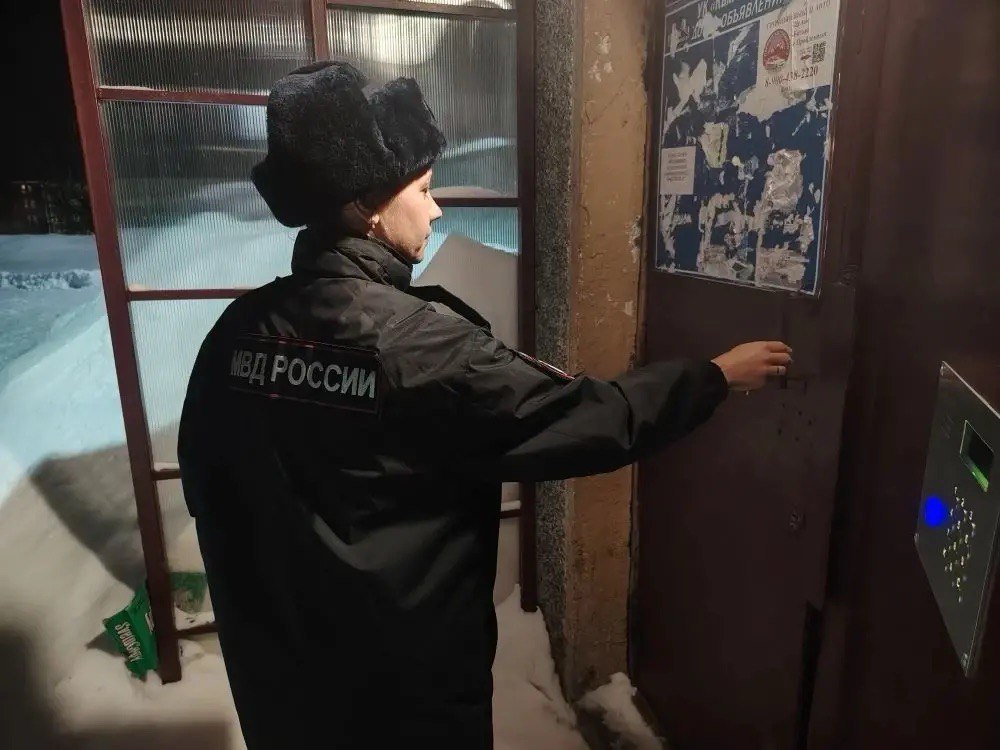 Пришел в школу с синяками: избивал отчим Пришел в школу с синяками: избивал отчим