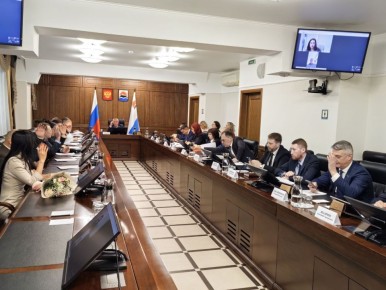 ������ �������� ��������� �� 12 ����, 4 �� ��� ������ �� �������� �����