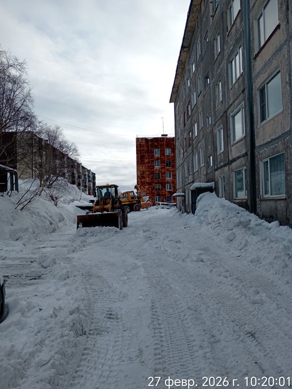 Город день за днем. 27 февраля 2026 года В Петропавловске-Камчатском специализированная техника продолжает мероприятия по расчистке и обработке противогололедными материалами магистральных дорог, внутриквартальных проездов... Город день за днем. 27 февраля 2026 года В Петропавловске-Камчатском специализированная техника продолжает мероприятия по расчистке и обработке противогололедными материалами магистральных дорог, внутриквартальных проездов...