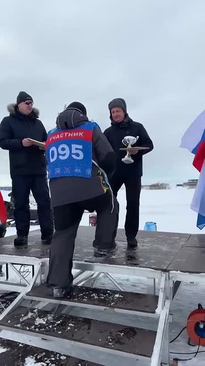 Житель ПетропавловскаКамчатского выиграл 150 000 рублей на фестивале «Удача рыбака — 2026» в УстьКамчатске