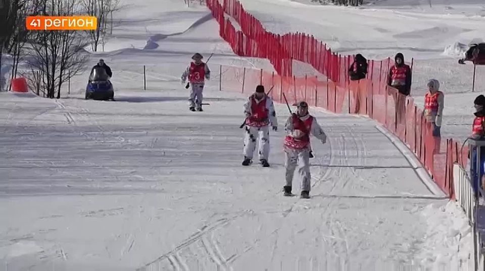 Звонкий лай ездовых собак, рёв снегоходов и радость от побед