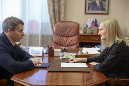 Яровая инициировала выпуск юбилейной марки с изображением подлодки на Камчатке