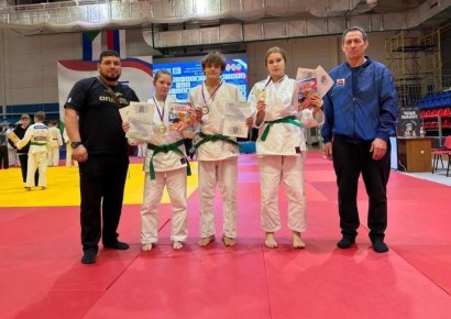 Камчатские дзюдоисты взяли золото и бронзу на первенстве Дальнего Востока