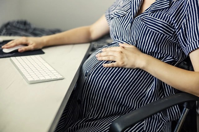 Как сохранить здоровье во время беременности: ограничения на работе и в повседневной жизни