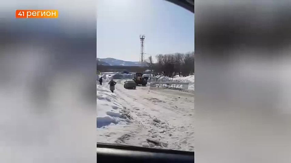 Единственная дорога, которая связывает отдалённый микрорайон с центральной частью города, давно вызывала опасения у жителей Завойко