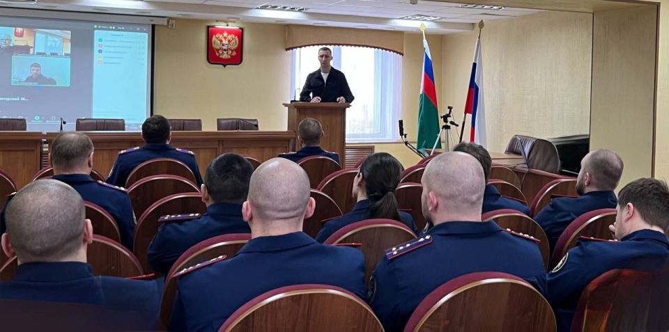 Проведено учебное занятие сотрудников следственного управления СК России по Камчатскому краю с представителями Госавтоинспекции
