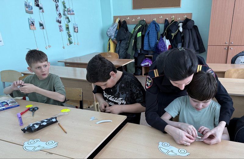 В целях профилактики детского дорожно - транспортного В целях профилактики детского дорожно - транспортного