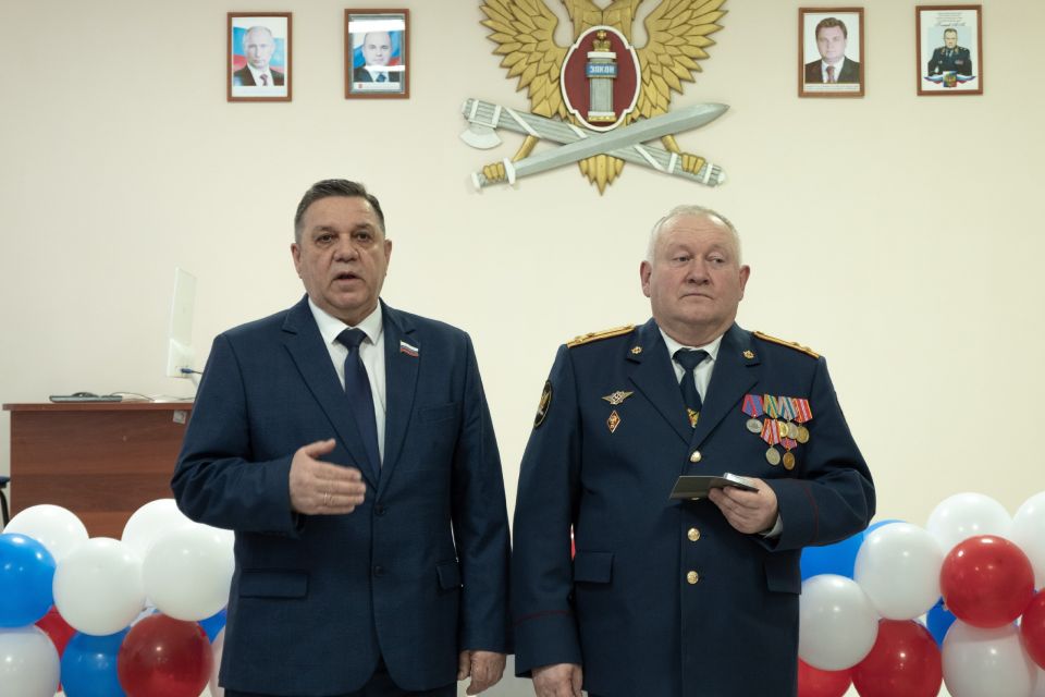 ������ ������� ��������� ����������� ����� � ���������������� ����������