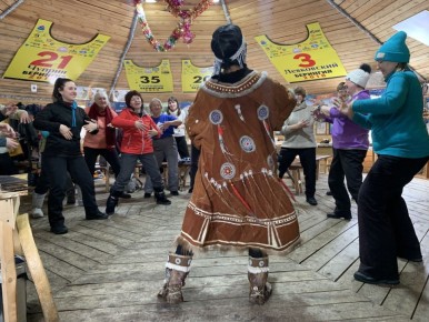 ИЩЕМ ГЕРОЕВ. Редакция программы «Вести-Камчатка» приглашает к сотрудничеству семьи, которые в 2025 году стали участниками краевой программы и съездили в социальный тур по Камчатке