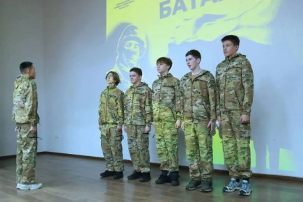 Традиционный краевой гражданско-патриотический конкурс «Мужской батальон» для подростков прошел в Петропавловске-Камчатском