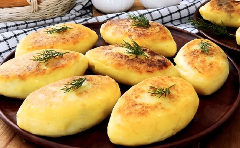 Картофельные зразы с фаршем: вкусный и затратный обед для всей семьи