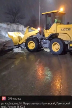 В круглосуточном режиме проводятся работы по содержанию городских территорий