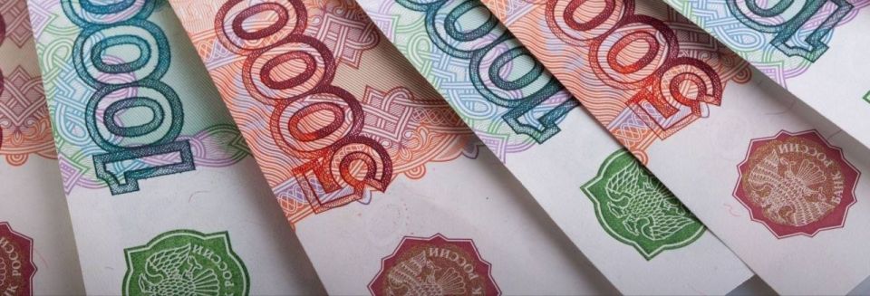 Зарплаты в посёлках Камчатки за год выросли на 17%