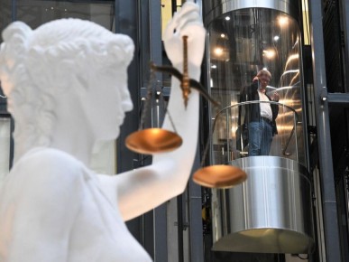 ���������� �������� ������� ���� ������ �������: 200 ����� ������ �� ���������� �����