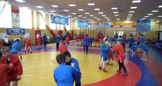 Светлана Галянт провела тренировку по самбо в честь Всемирного дня здоровья