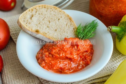 Пошаговый рецептик: яркий паштет из печеного перца, который украсит ваш стол