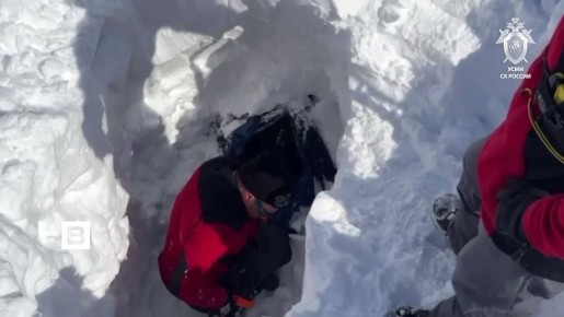 Тела двух погибших на Камчатке туристов нашли, их доставят в Елизово, сообщили в Следственном комитете РФ