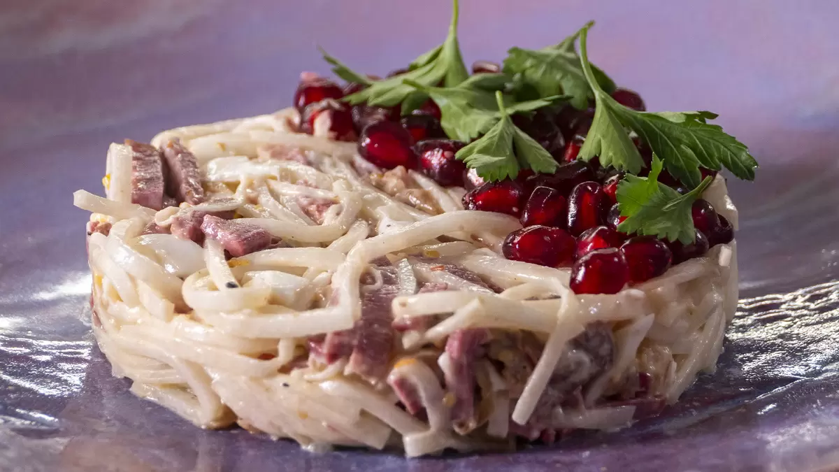 Новый взгляд на традиционный салат «Ташкент»: быстро и вкусно