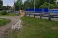 Перекрыли «зебру»: елизовчанам приходится перелезать через ограждение