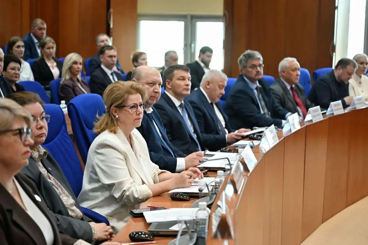 Дальний Восток выступил против обязательной отчетности и торговли рыбой через биржи Дальний Восток выступил против обязательной отчетности и торговли рыбой через биржи