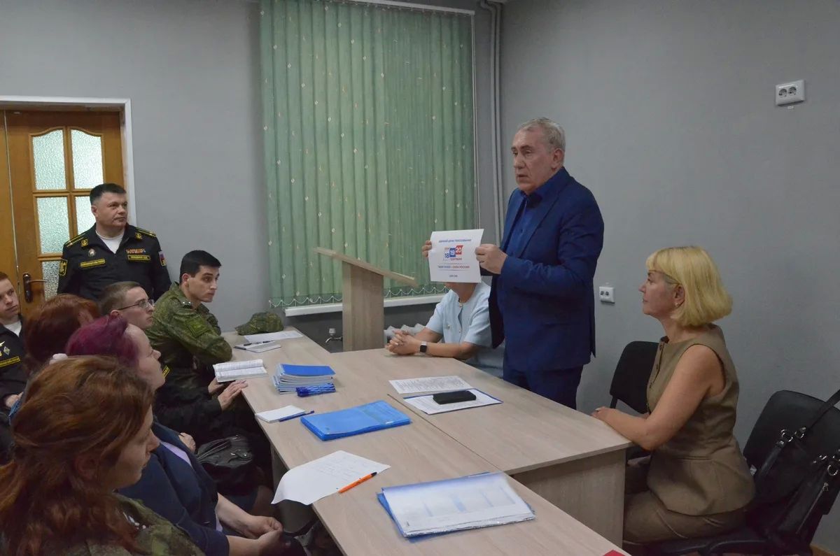 Избирательная комиссия Камчатского края провела семинар с представителями воинских частей Избирательная комиссия Камчатского края провела семинар с представителями воинских частей