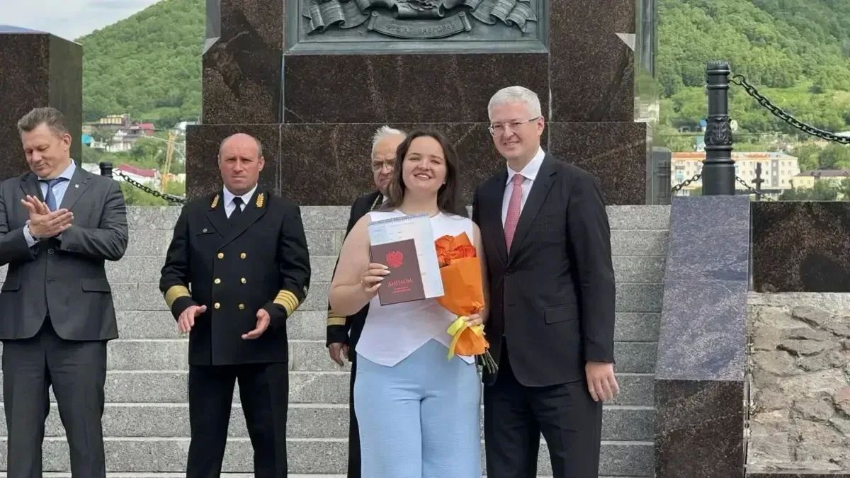 В краевой столице состоялась торжественная церемония выпуска студентов КамчатГТУ В краевой столице состоялась торжественная церемония выпуска студентов КамчатГТУ