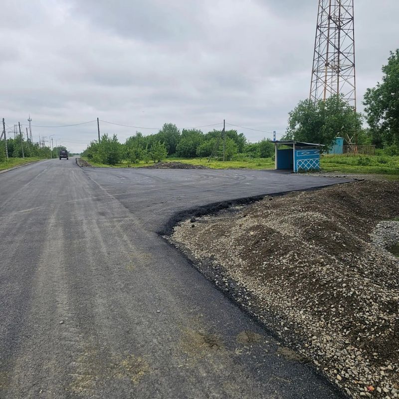 В камчатском селе обновили дороги к школе и пожарному посту В камчатском селе обновили дороги к школе и пожарному посту