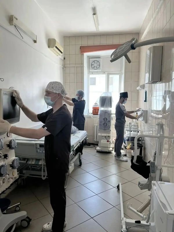 Студенты-медики из ведущих вузов страны практикуются в Камчатской краевой больнице