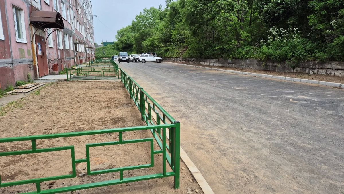Первый в 2026 году двор благоустроен в краевой столице по федеральному проекту Первый в 2026 году двор благоустроен в краевой столице по федеральному проекту