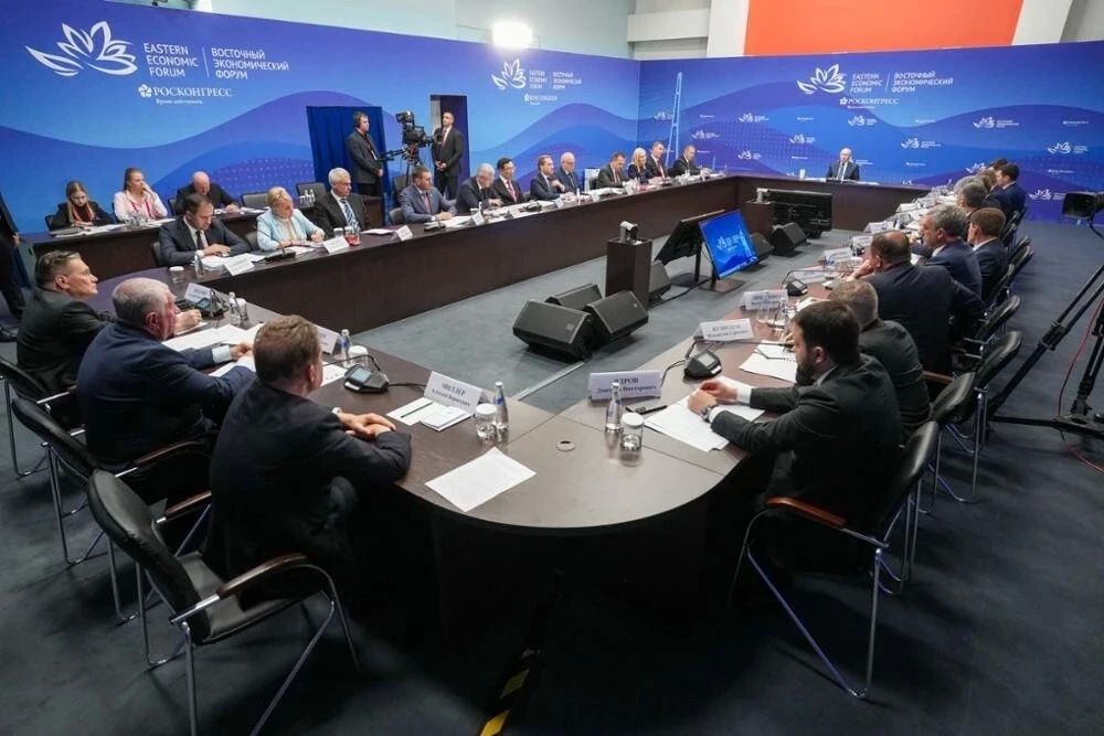 Путин: Дальний Восток и Арктика вышли на новые темпы развития Путин: Дальний Восток и Арктика вышли на новые темпы развития