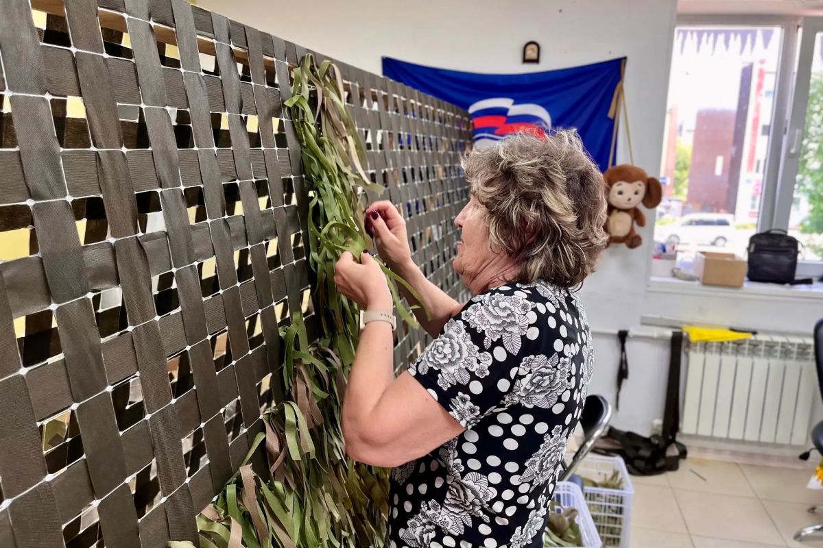 В Вилючинске подготовили посылку для военнослужащих В Вилючинске подготовили посылку для военнослужащих