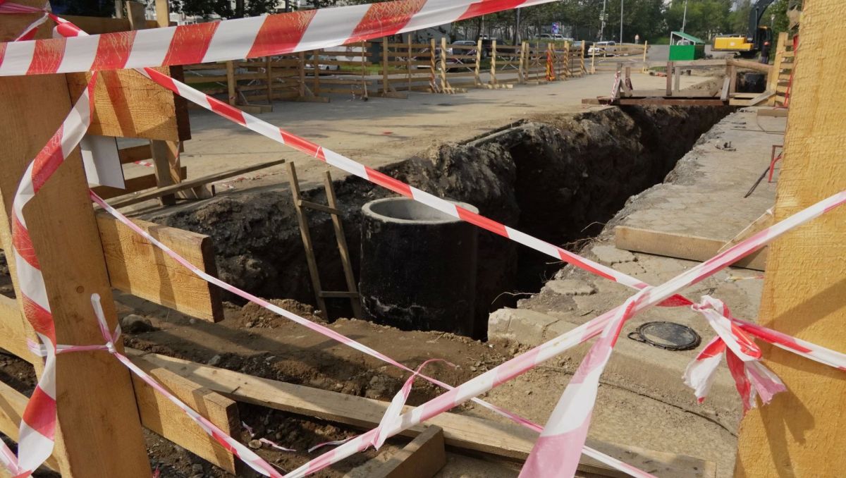 Дорогу к школе в Петропавловске-Камчатском восстановят до конца осени Дорогу к школе в Петропавловске-Камчатском восстановят до конца осени