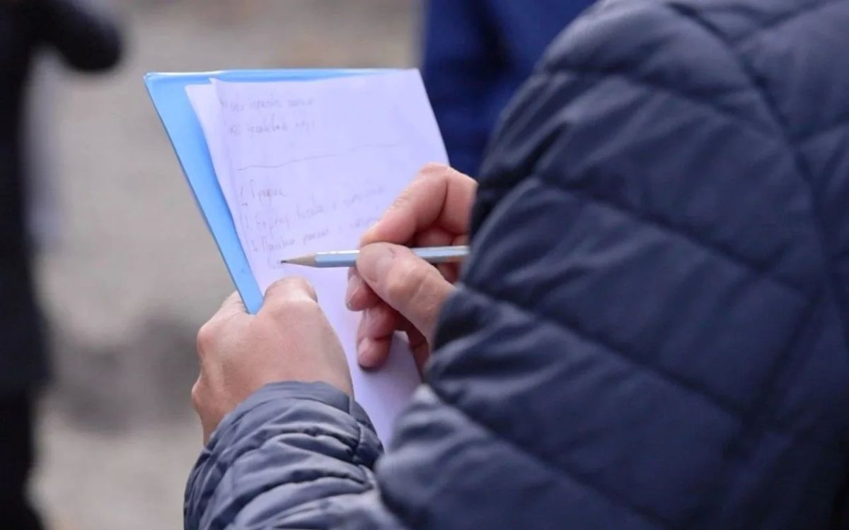 В Петропавловске-Камчатском проверили благоустройство двух дворов В Петропавловске-Камчатском проверили благоустройство двух дворов
