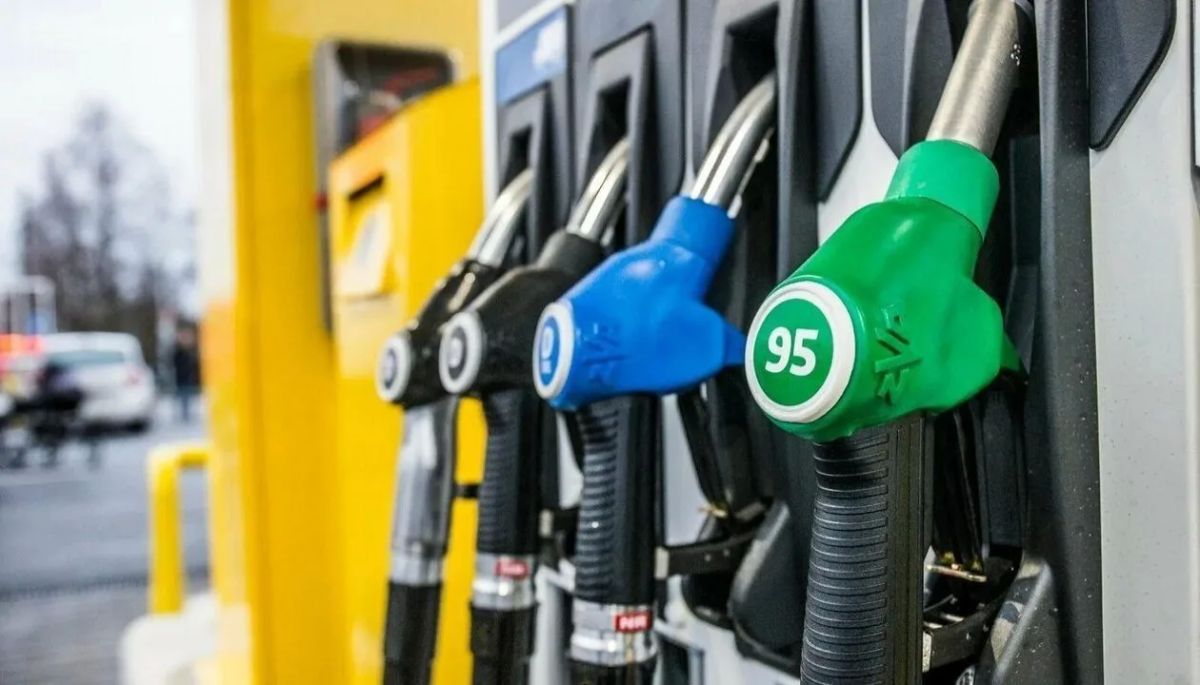 В 21 регионе России снизились цены на бензин