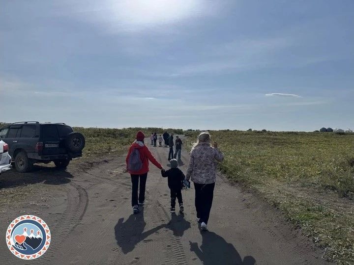МЦР Камчатки организовал поездку на Халактырский пляж для семей, воспитывающих детей с ограниченными возможностями здоровья МЦР Камчатки организовал поездку на Халактырский пляж для семей, воспитывающих детей с ограниченными возможностями здоровья