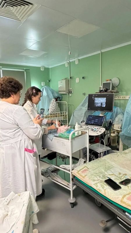 В Краевой детской больнице осваивают передовые ультразвуковые технологии В Краевой детской больнице осваивают передовые ультразвуковые технологии