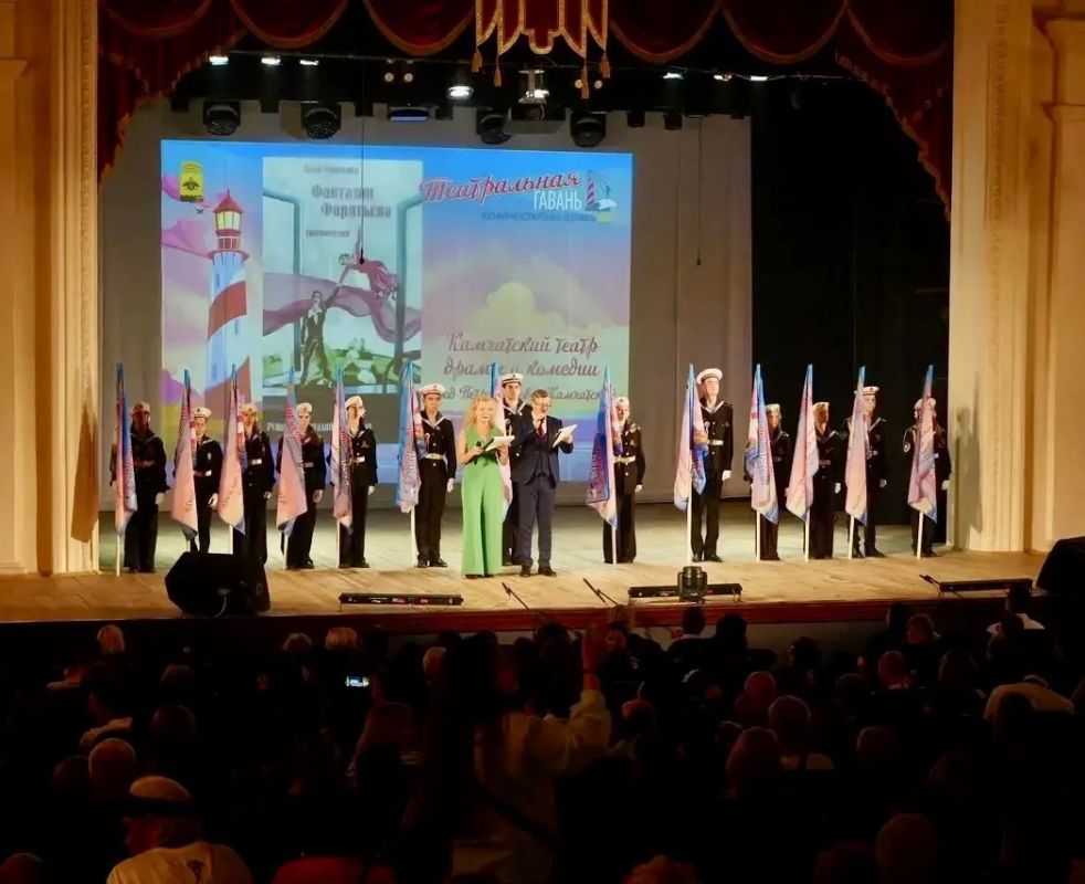 "Театральная гавань" объединяет регионы: Алексей Высторопец на международном фестивале "Театральная гавань" объединяет регионы: Алексей Высторопец на международном фестивале