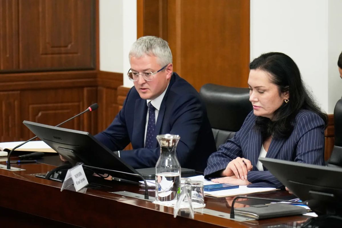 Трутнев оценил развитие Камчатки: строится жилье, ремонтируются дороги Трутнев оценил развитие Камчатки: строится жилье, ремонтируются дороги
