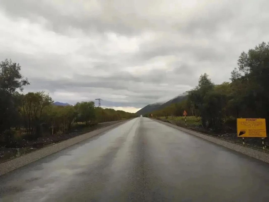 Идем рекордными темпами: 10 км дороги до Усть-Большерецка заасфальтировали на Камчатке Идем рекордными темпами: 10 км дороги до Усть-Большерецка заасфальтировали на Камчатке