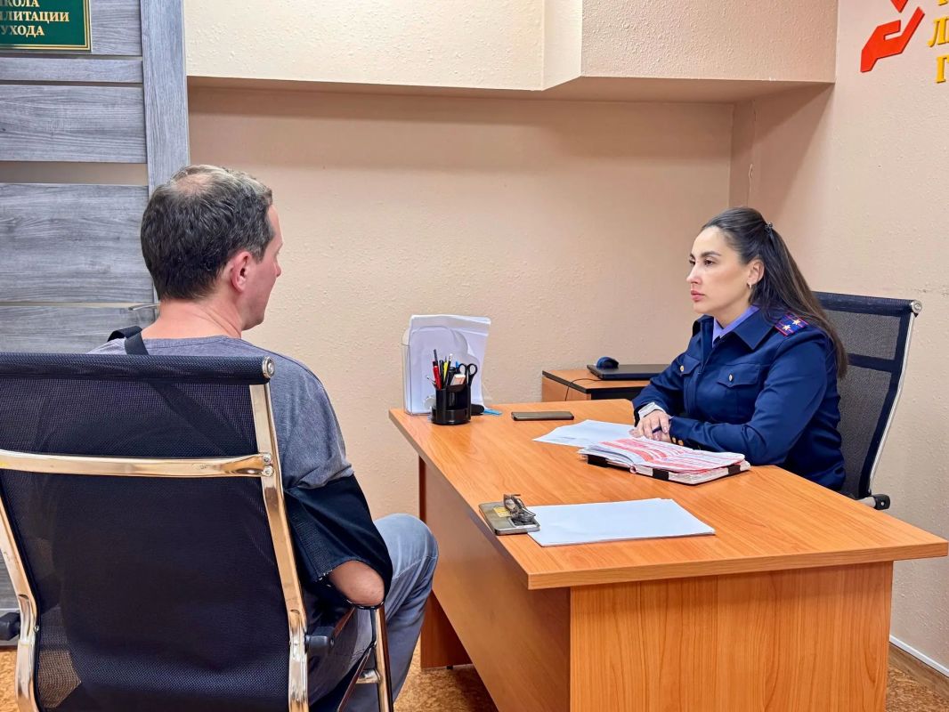 Помощник руководителя следственного управления провела выездной приём граждан в реабилитационном центре на Камчатке Помощник руководителя следственного управления провела выездной приём граждан в реабилитационном центре на Камчатке