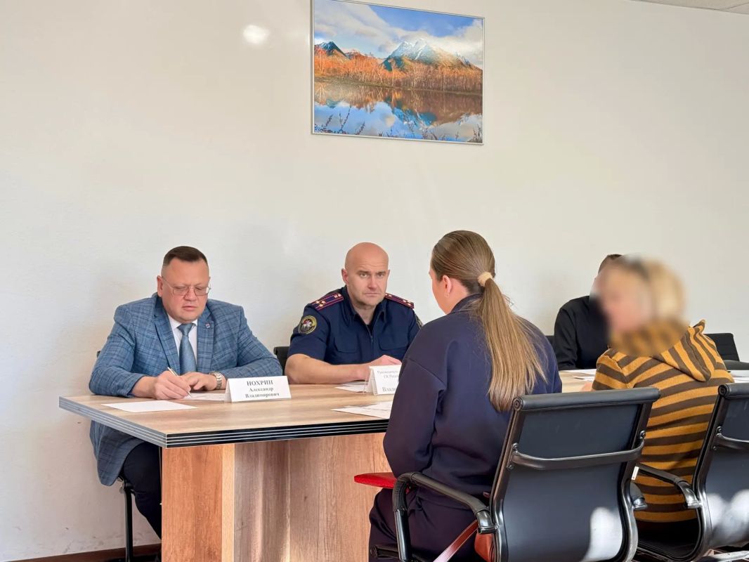 В Камчатском крае состоялся приём граждан по вопросам нарушения прав в сфере здравоохранения В Камчатском крае состоялся приём граждан по вопросам нарушения прав в сфере здравоохранения