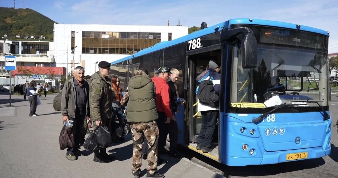 20 автобусов уже вышли на маршруты