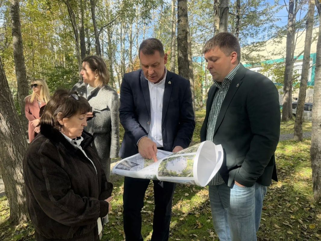 Глава города Андрей Воровский: все необходимые элементы благоустройства сквера нужно предусмотреть на этапе проектирования Глава города Андрей Воровский: все необходимые элементы благоустройства сквера нужно предусмотреть на этапе проектирования