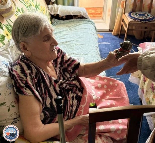 «Доброта своими руками»: в преддверии Дня пожилого человека стартовала акция «Золотое время заботы» «Доброта своими руками»: в преддверии Дня пожилого человека стартовала акция «Золотое время заботы»