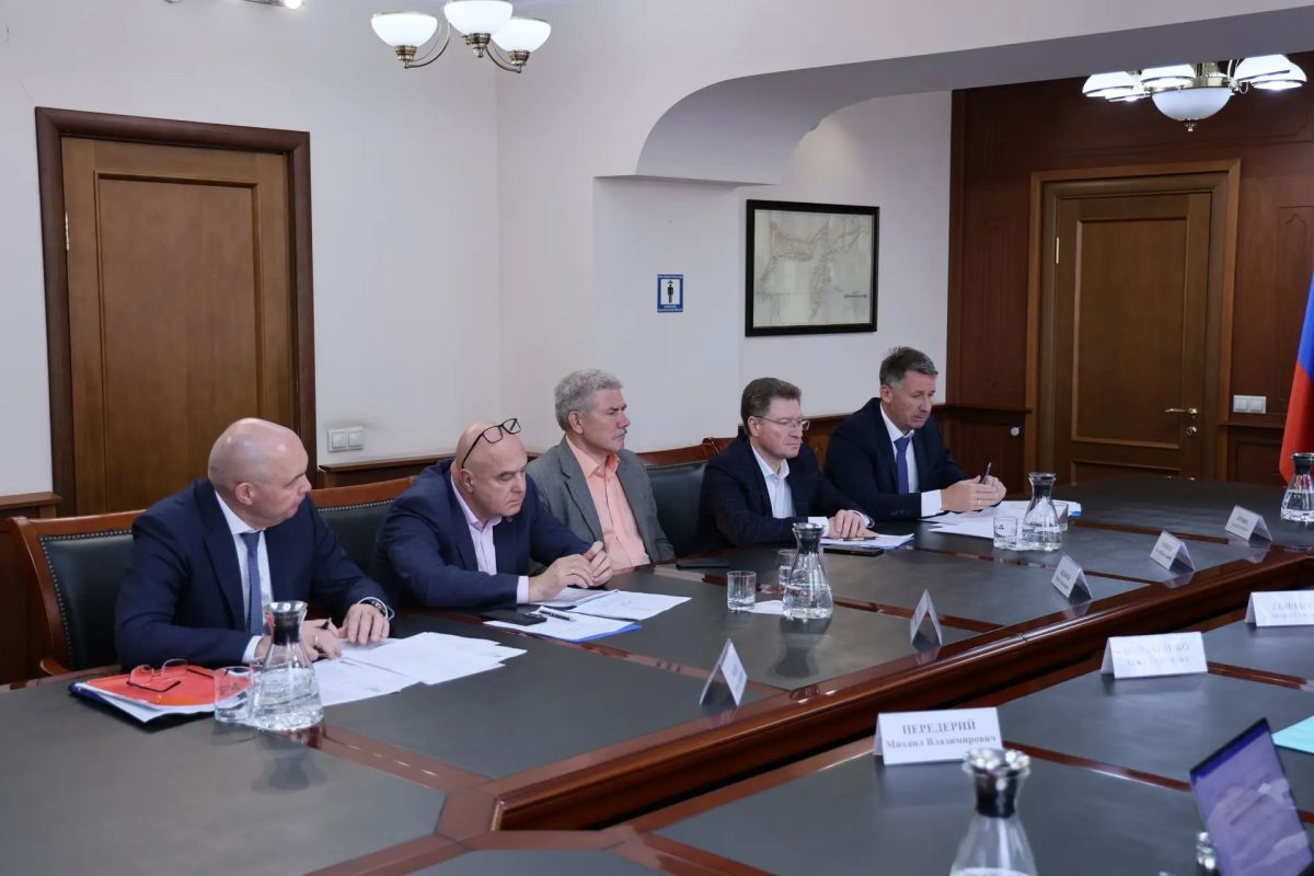 Владимир Солодов: К этой зиме на Камчатке отремонтировали рекордные 105 километров коммунальных сетей Владимир Солодов: К этой зиме на Камчатке отремонтировали рекордные 105 километров коммунальных сетей