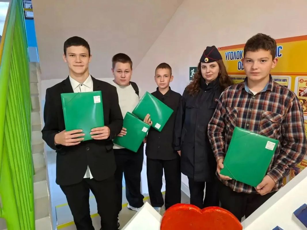 На Камчатке подведены итоги акции «Помоги пойти учиться» На Камчатке подведены итоги акции «Помоги пойти учиться»
