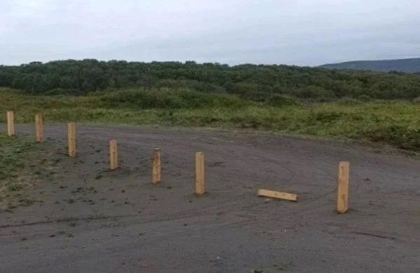 Автомобилистов призвали беречь природную территорию Халактырского пляжа
