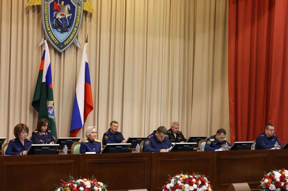 Председатель СК России провел личный прием по вопросу нарушения жилищных прав сирот в Омской области Председатель СК России провел личный прием по вопросу нарушения жилищных прав сирот в Омской области